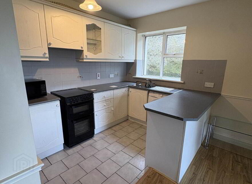 8 Saint Anne`s Court, Anne Street, Dundalk, A91YA24