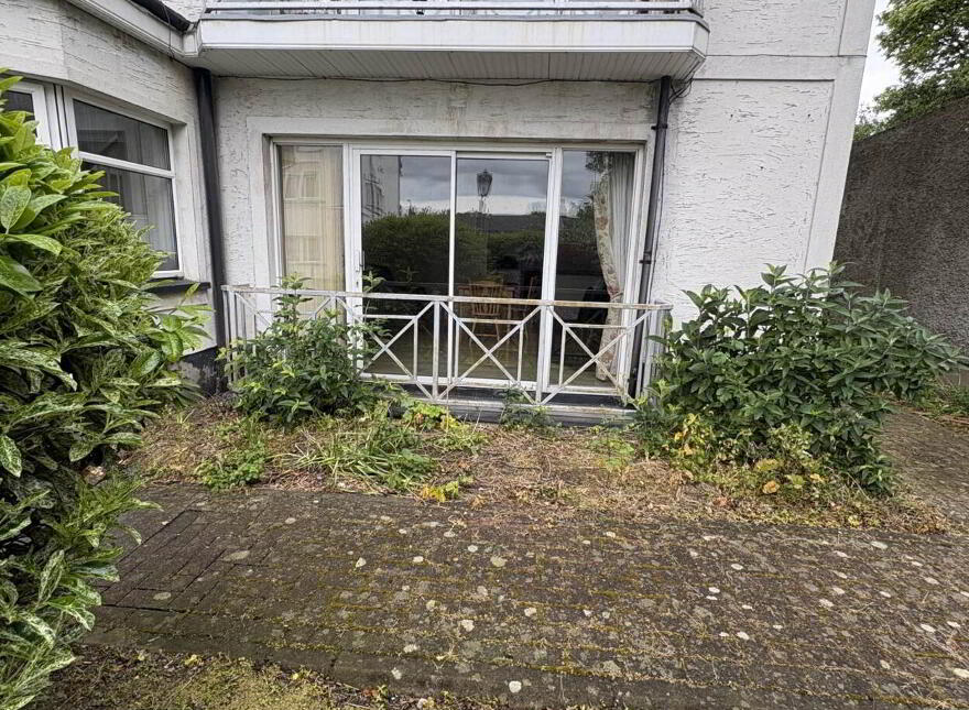 8 Saint Anne`s Court, Anne Street, Dundalk, A91YA24