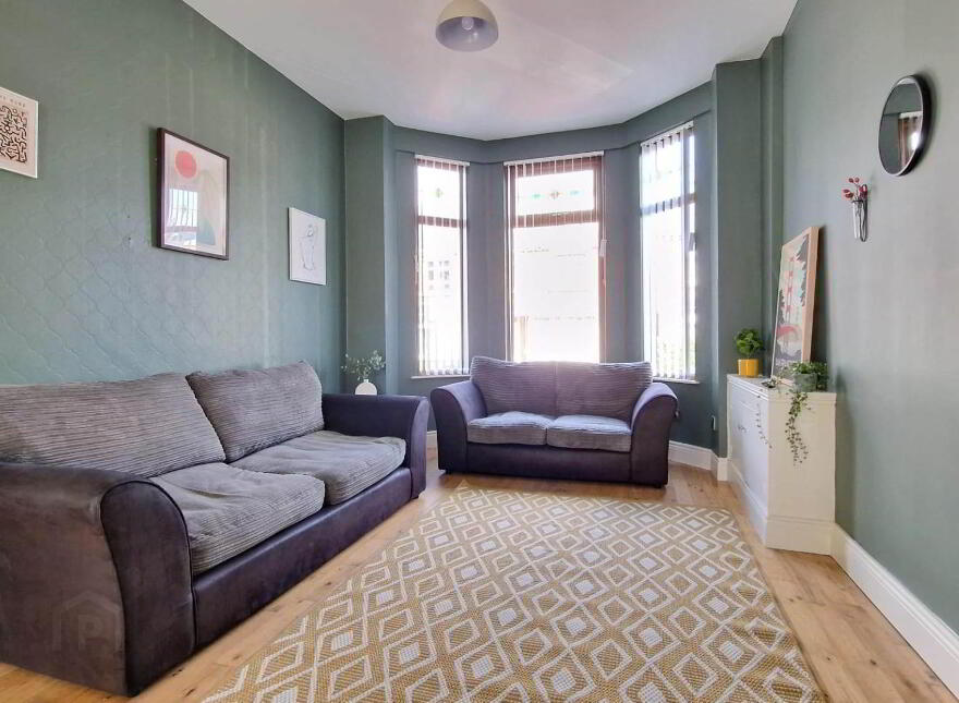 Room 1, 33 Clifton Drive, Belfast, BT14 6LG