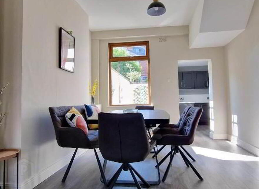 Room 1, 33 Clifton Drive, Belfast, BT14 6LG