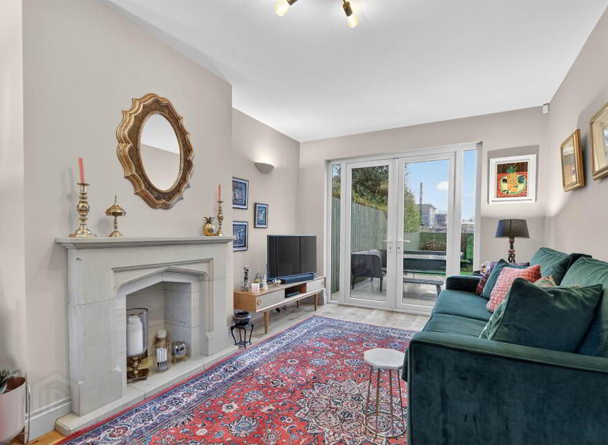 9 Hillside Drive, Stranmillis, Belfast, BT9 5EJ