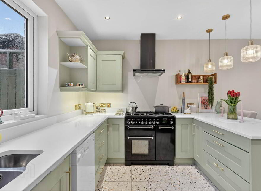 9 Hillside Drive, Stranmillis, Belfast, BT9 5EJ