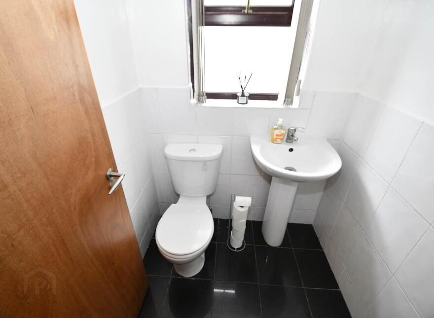 65 Garnock Hill, Blacks Road, Belfast, BT10 0AW