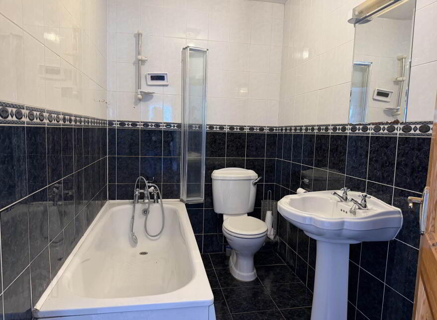 15 Rosslands, Roscrea, E53DF30