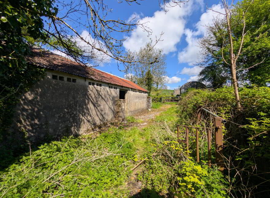 Garryredmond, Claremorris