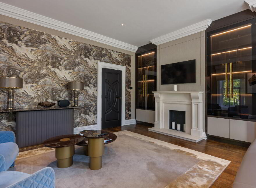 25 Cultra Avenue, Cultra, Holywood, BT18 0AZ