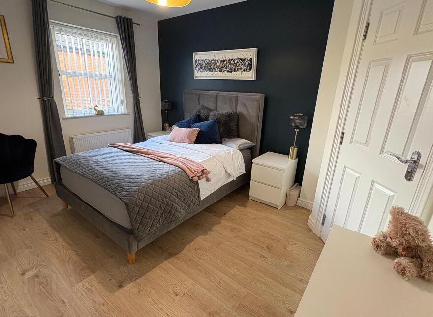15 Meadow Crescent, Off Magheralave Road, Lisburn, BT28 3RN