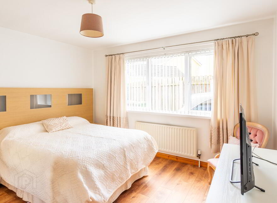 8 Fox's Hill, Lurgan, BT67 9EZ