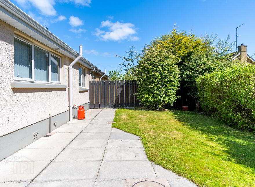 8 Fox's Hill, Lurgan, BT67 9EZ