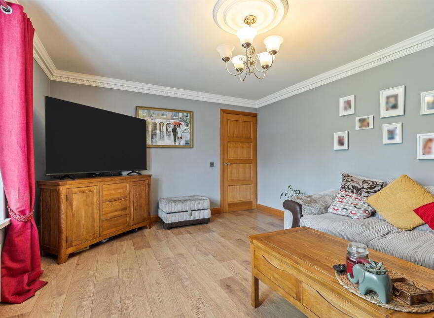 14 Teeling Grove, Dunmurry, Belfast, BT17 0XL
