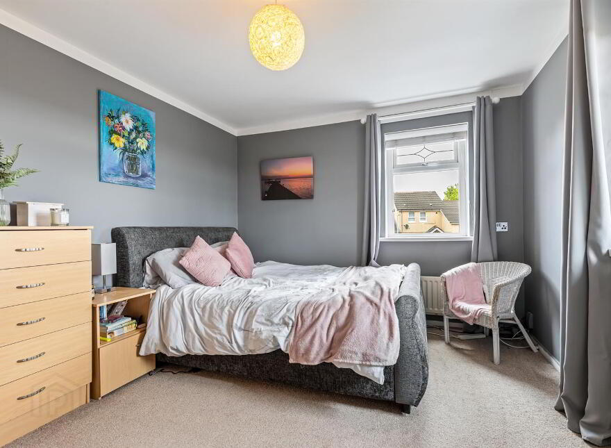 14 Teeling Grove, Dunmurry, Belfast, BT17 0XL