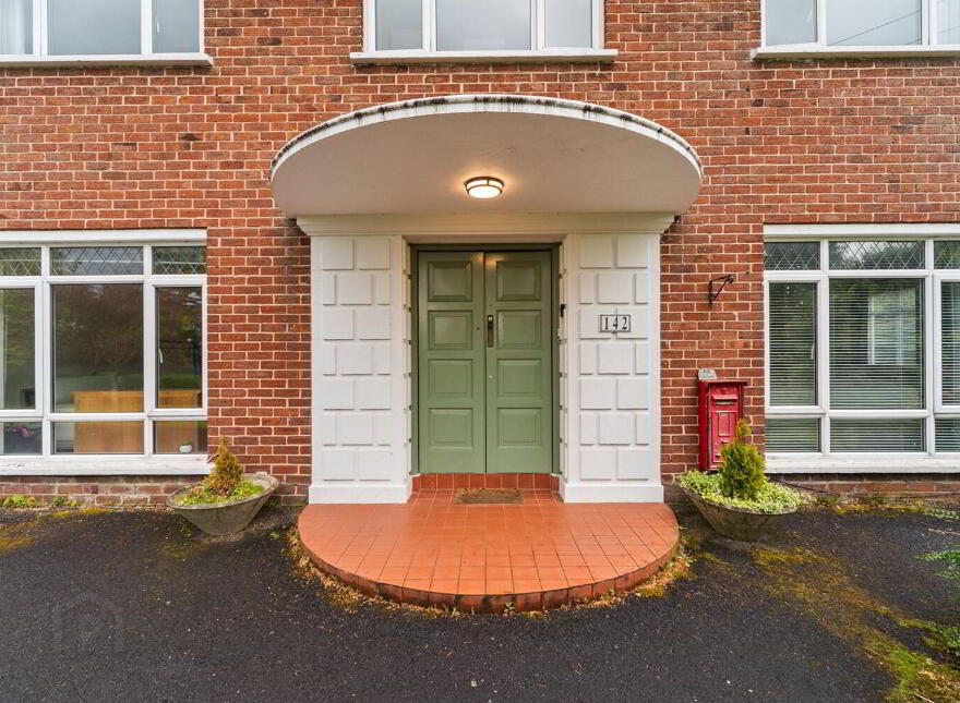 142 Upper Malone Road, Belfast, BT9 5PE