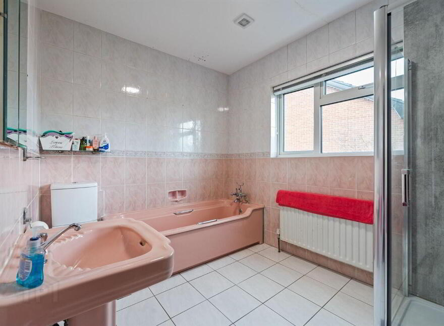 142 Upper Malone Road, Belfast, BT9 5PE