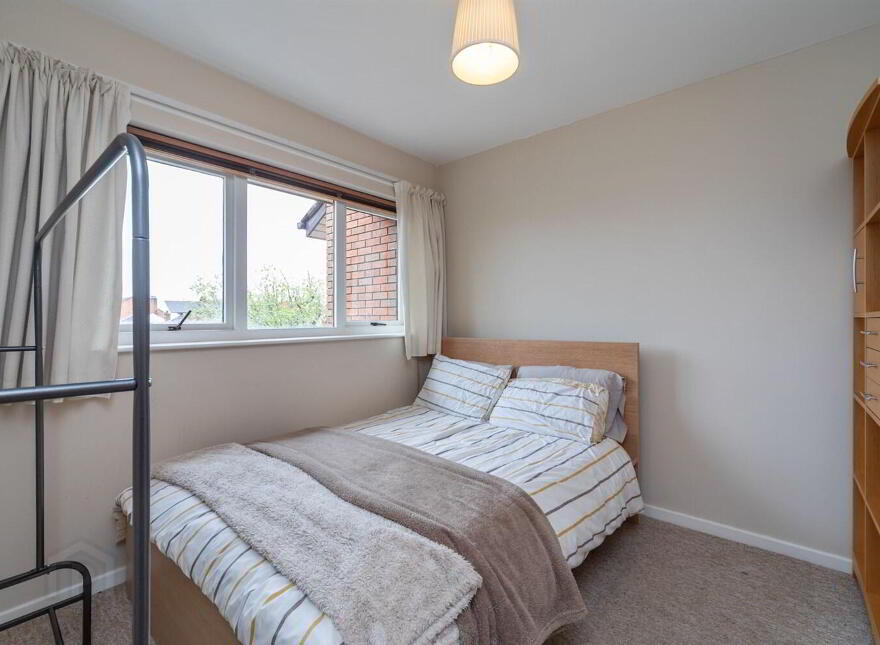 77 Upper Malone Road, Belfast, BT9 6PW