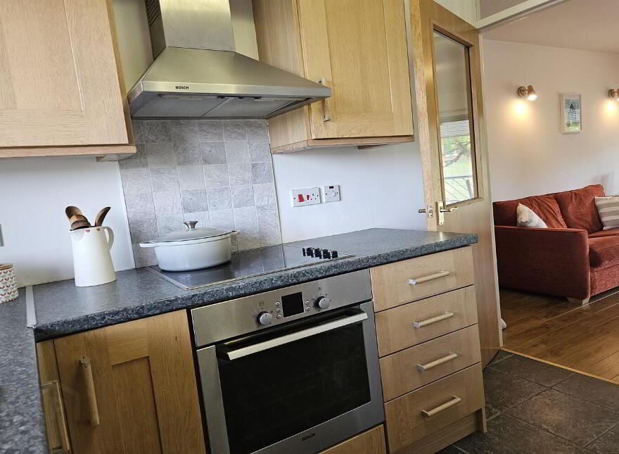 77 Upper Malone Road, Belfast, BT9 6PW