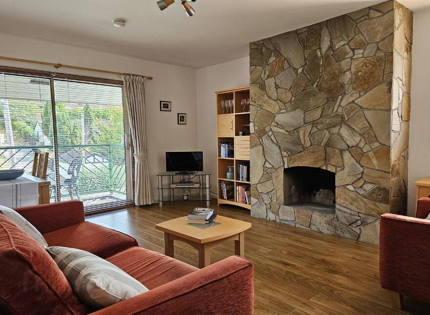 77 Upper Malone Road, Belfast, BT9 6PW