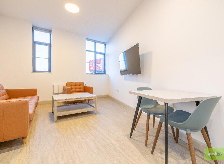 2 Shaftesbury Cross, 1 Donegall Road, Belfast, BT12 5JJ
