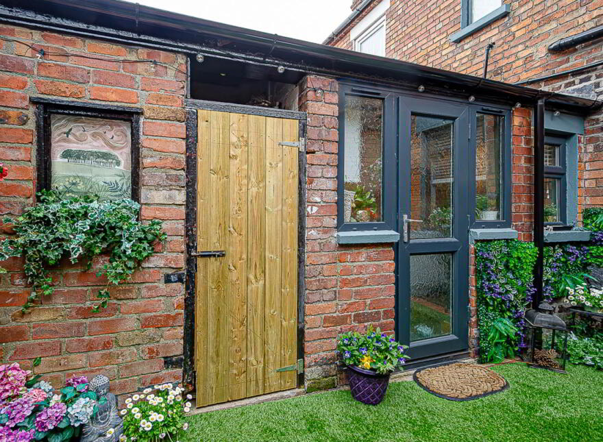 81 Tildarg Street, Woodstock, Belfast, BT6 8NJ