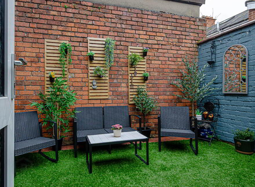 81 Tildarg Street, Woodstock, Belfast, BT6 8NJ