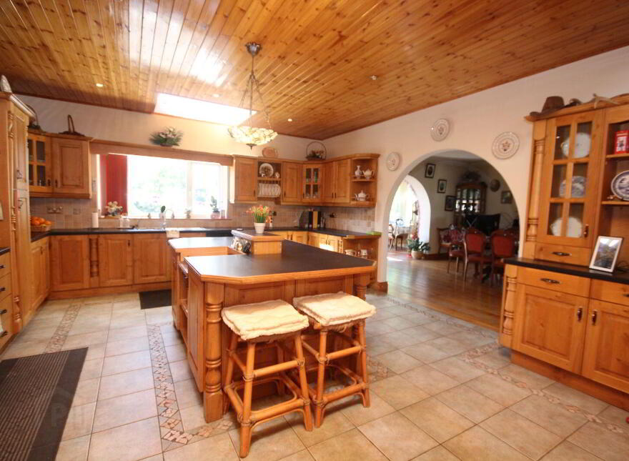 Barleyfield, Kilbrittain, P72FD42
