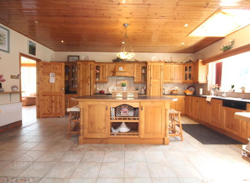 Barleyfield, Kilbrittain, P72FD42