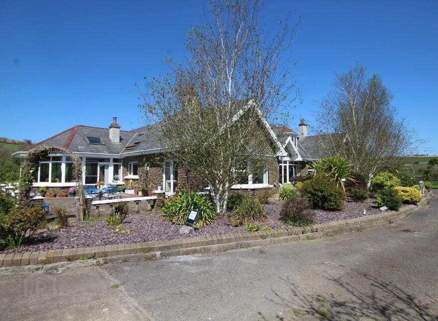 Barleyfield, Kilbrittain, P72FD42