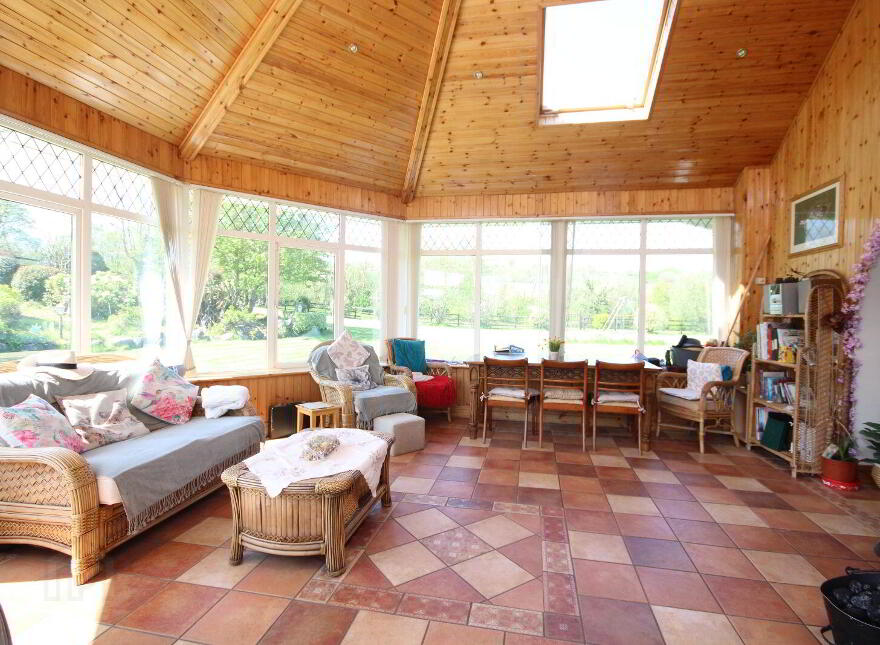 Barleyfield, Kilbrittain, P72FD42