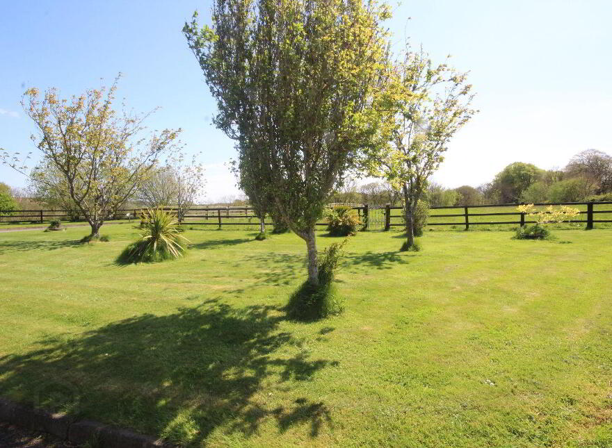 Barleyfield, Kilbrittain, P72FD42