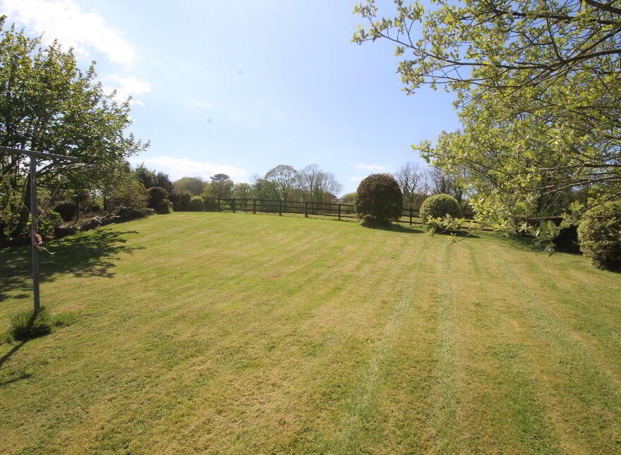 Barleyfield, Kilbrittain, P72FD42
