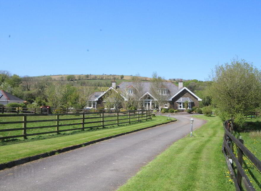 Barleyfield, Kilbrittain, P72FD42