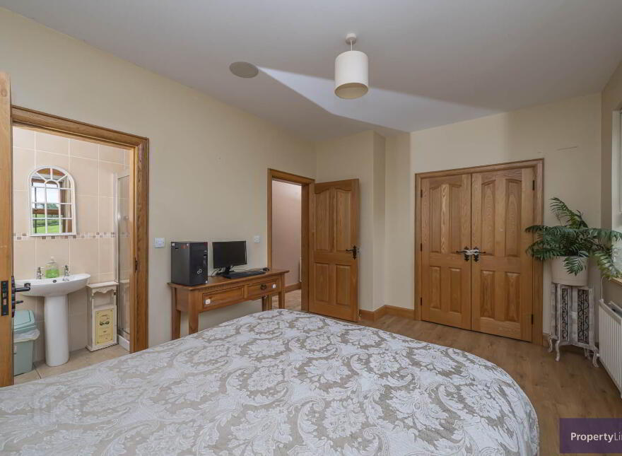 218 Mowhan Road, Glenanne, Markethill, BT60 2LE