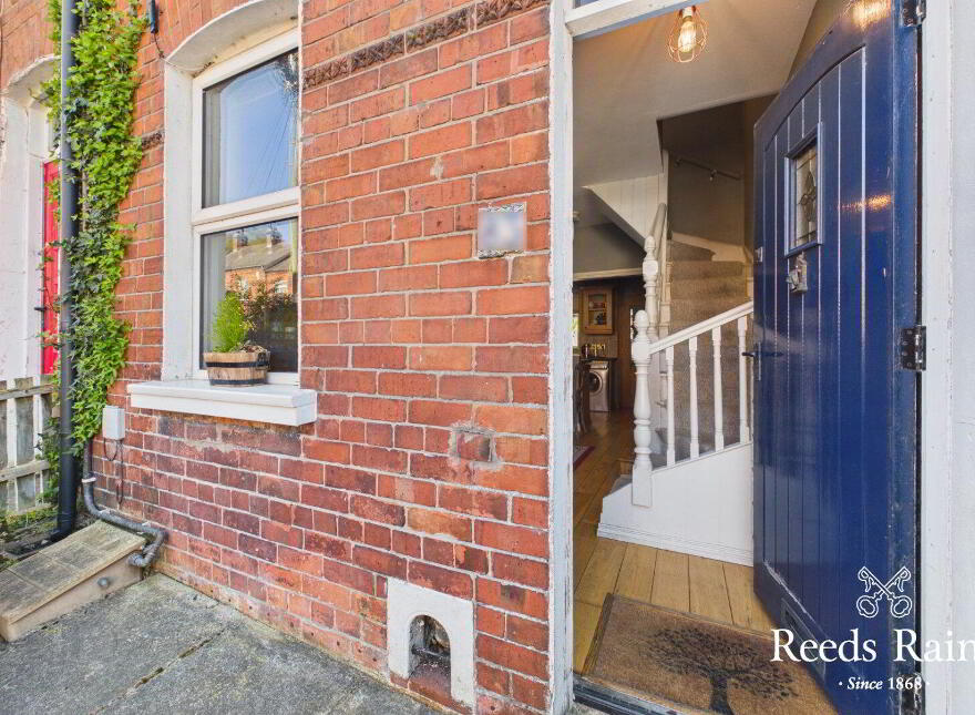 83 Edenderry Village, Belfast, BT8 8LQ