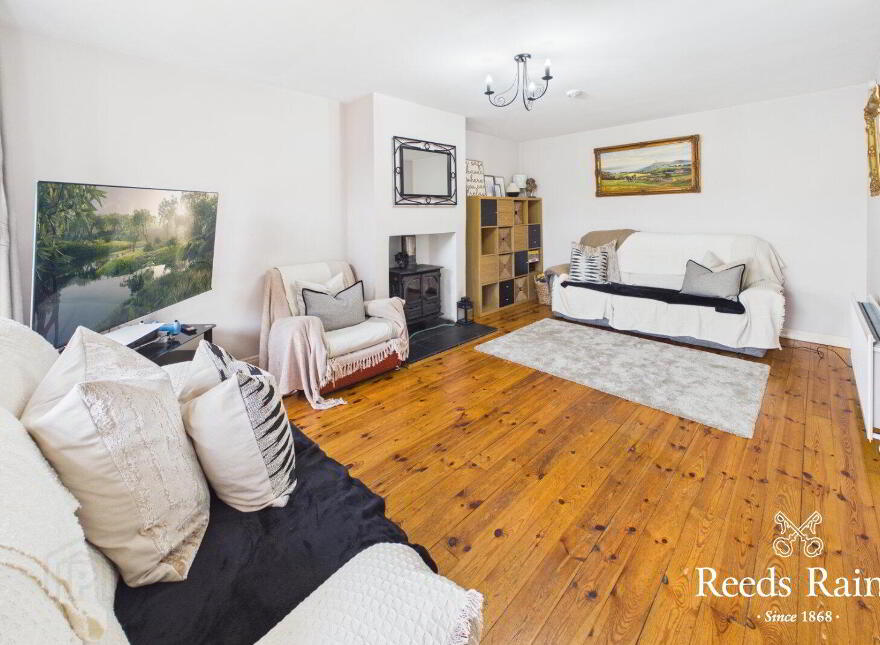 32 The Moatlands, Ballyhalbert, Newtownards, BT22 1TH
