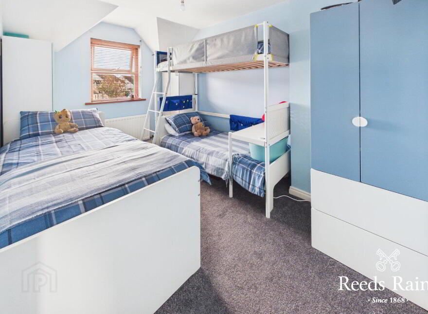 32 The Moatlands, Ballyhalbert, Newtownards, BT22 1TH