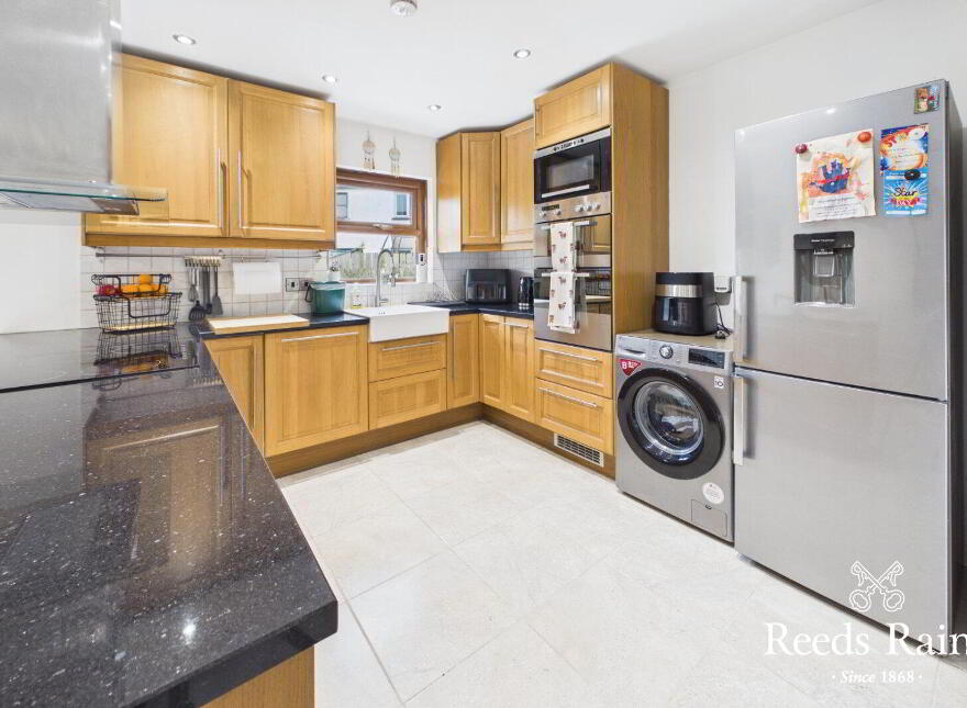32 The Moatlands, Ballyhalbert, Newtownards, BT22 1TH