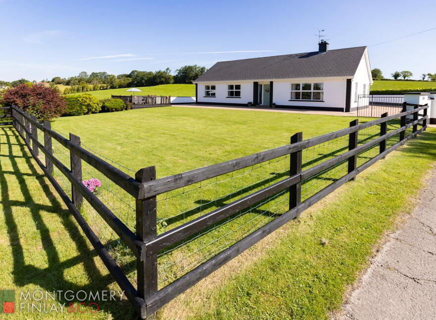 33 Moorfield Road, Omagh, Trillick, BT78 3TT