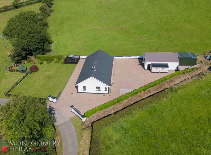 33 Moorfield Road, Omagh, Trillick, BT78 3TT
