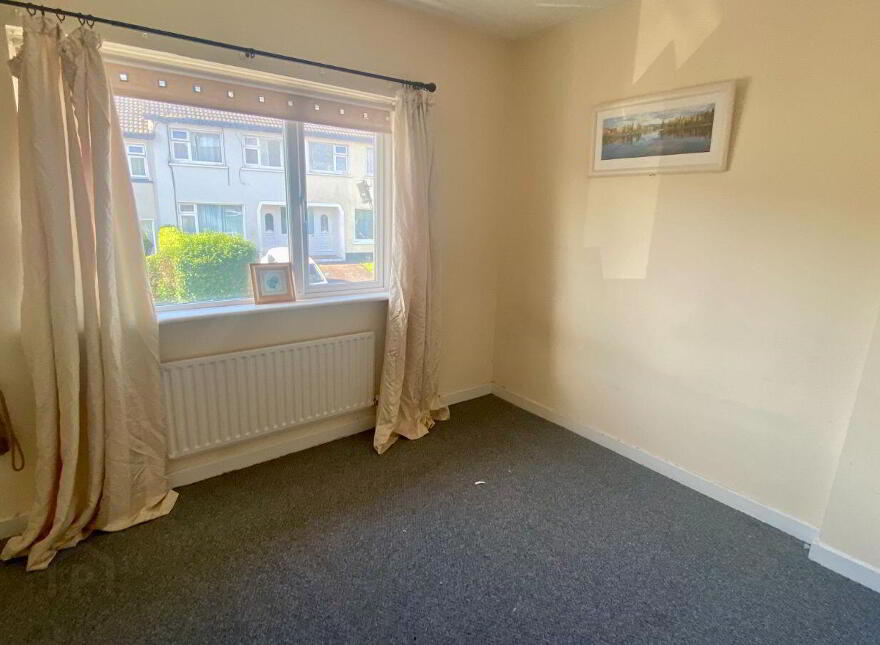 34 Westlawn, Wilton, T12YHK0