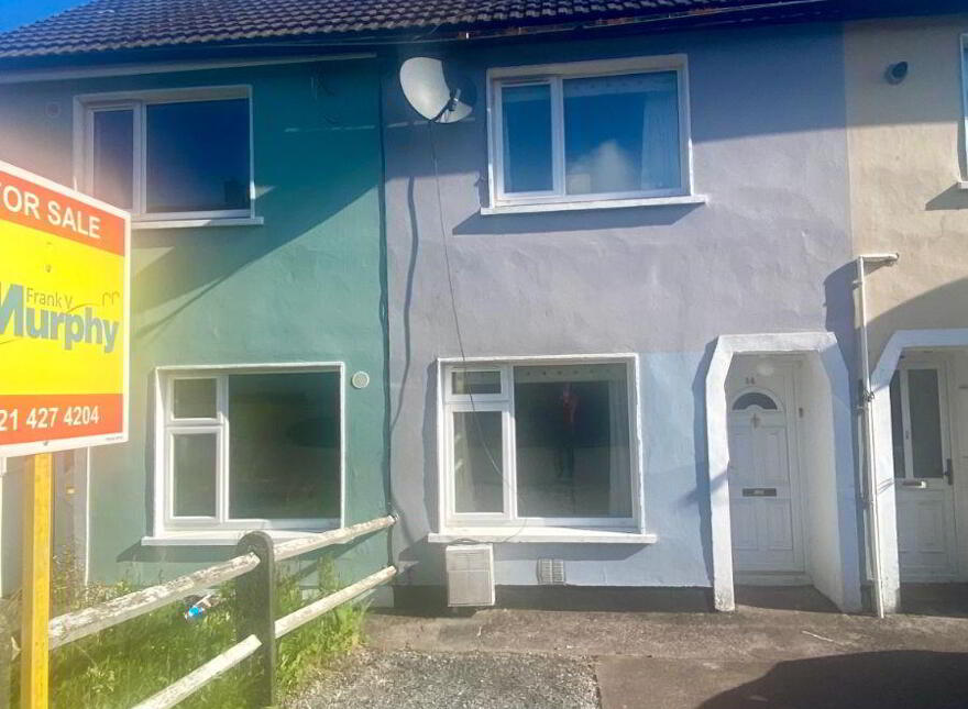 34 Westlawn, Wilton, T12YHK0