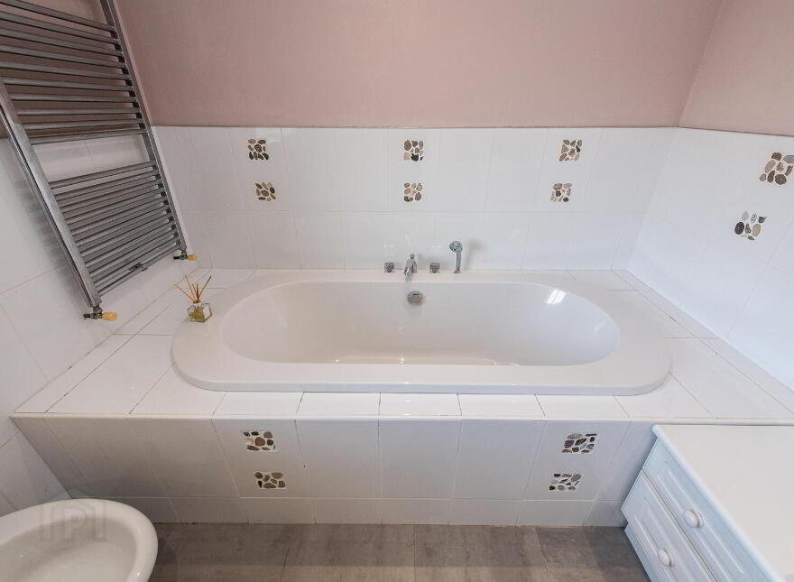 5 Lylehill Green, Templepatrick, Ballyclare, BT39 0BF