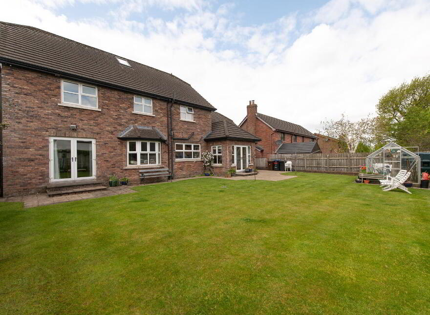 5 Lylehill Green, Templepatrick, Ballyclare, BT39 0BF