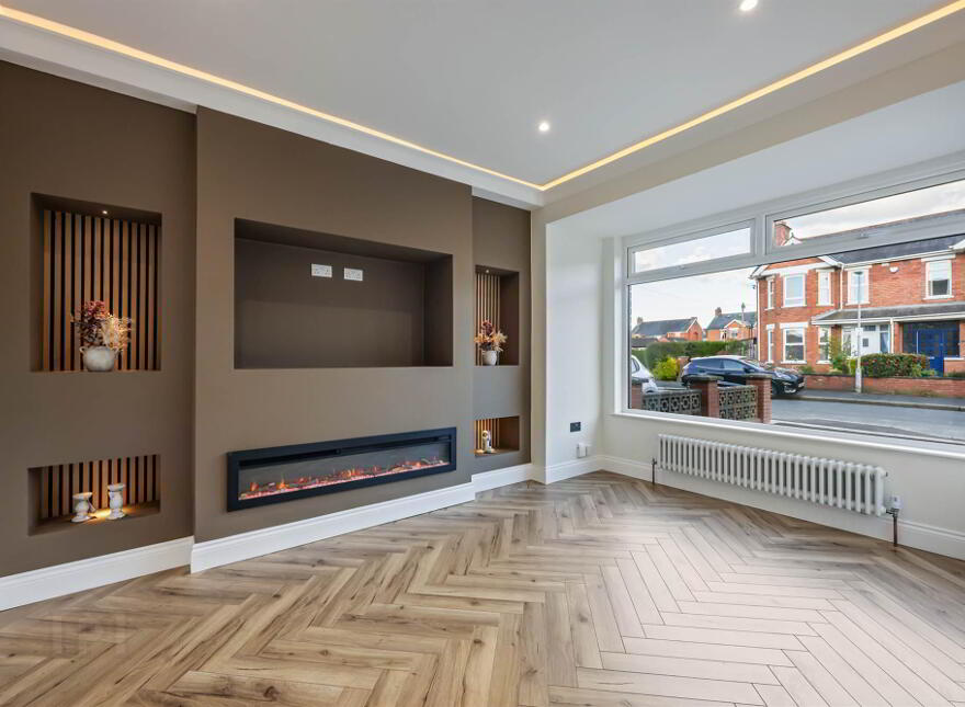 33 Blenheim Drive, Belfast, BT6 9GD