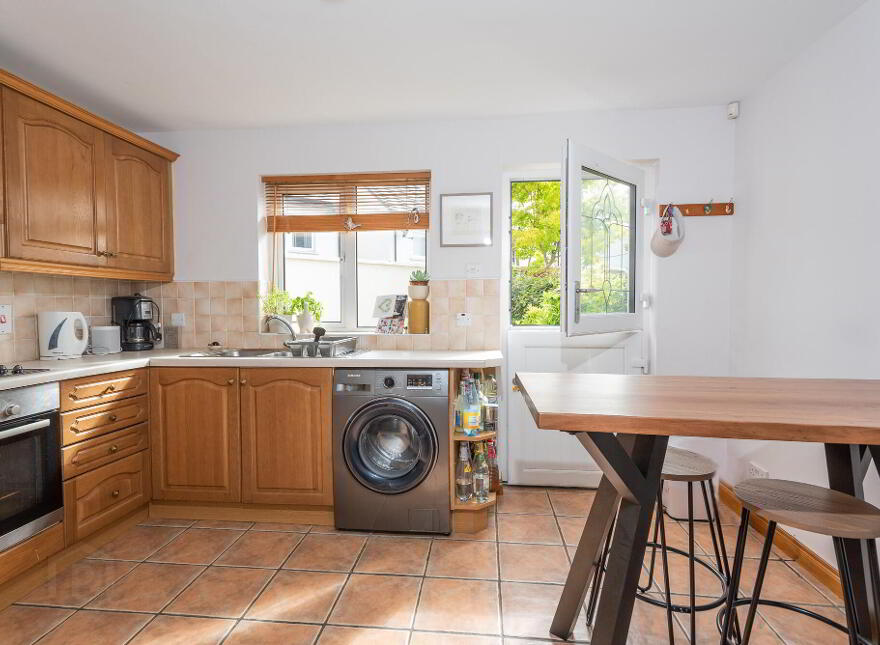16 Ardenlee Place, Belfast, BT6 8QS