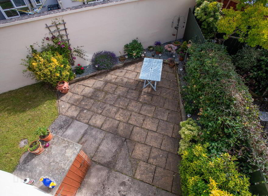 16 Ardenlee Place, Belfast, BT6 8QS
