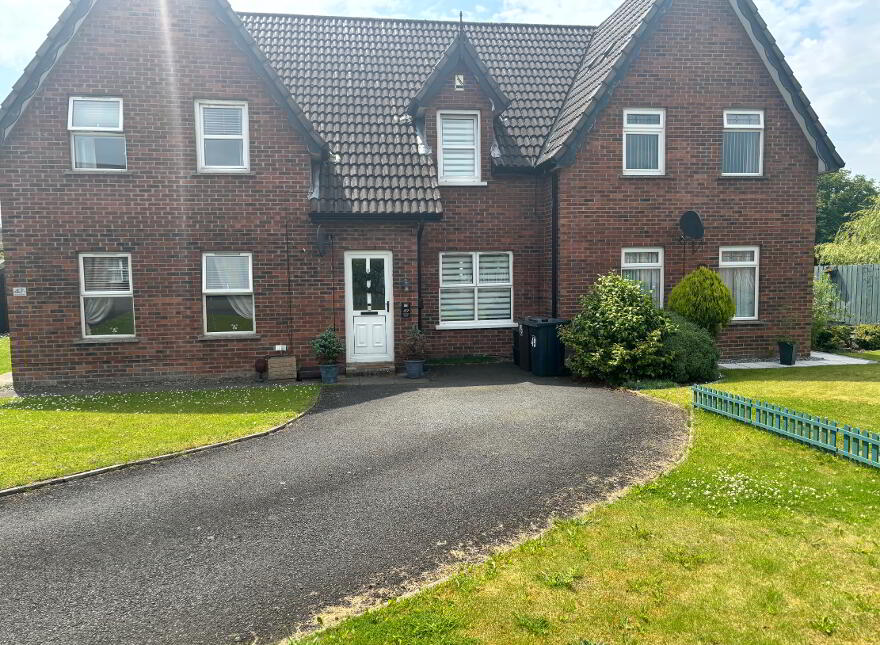 49 Minorca Drive, Carrickfegus, BT38 8WS