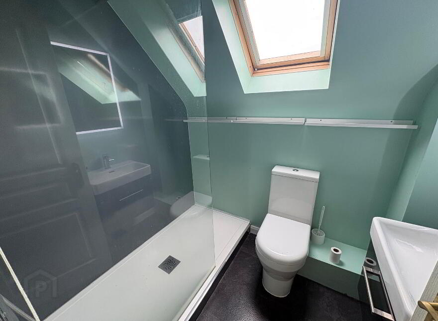 49 Minorca Drive, Carrickfegus, BT38 8WS