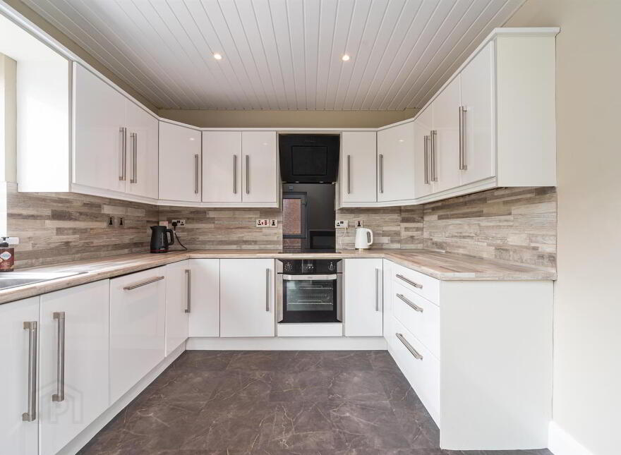 50 Prestwick Park, Belfast, BT14 6PJ