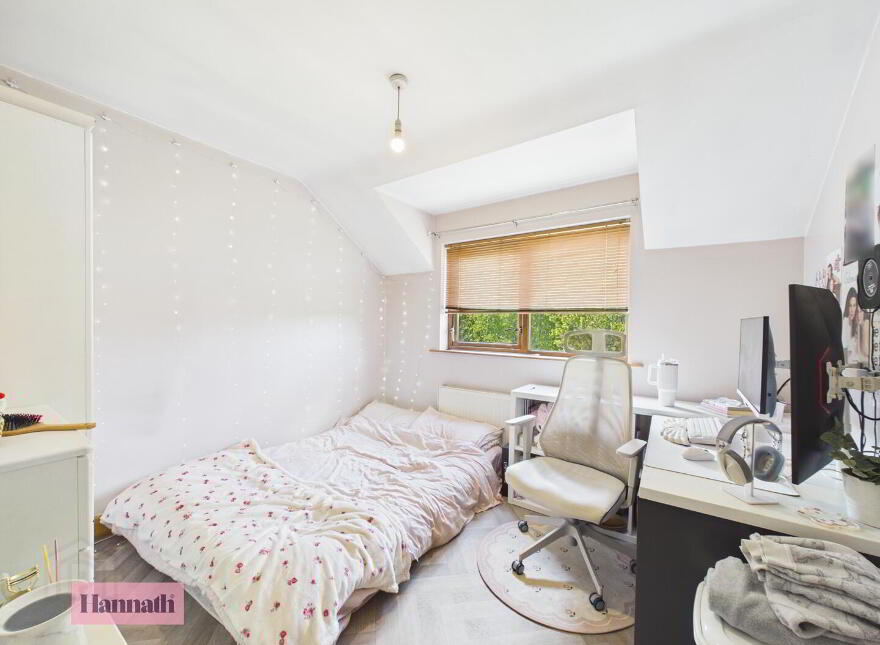 28 Silverwood Green, Lurgan, Craigavon, BT66 6SS