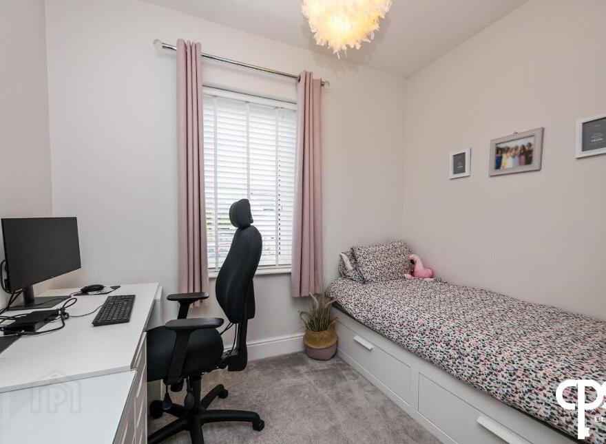 50 Fairfields Meadow, Lisburn, BT28 3YJ