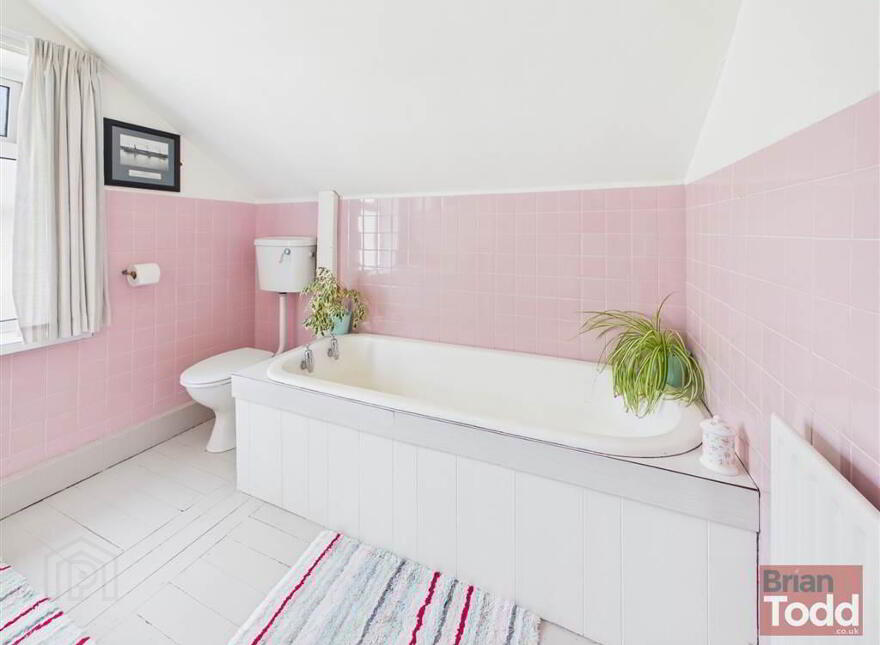 Coast Road, Ballygally, Larne, BT40 2QQ